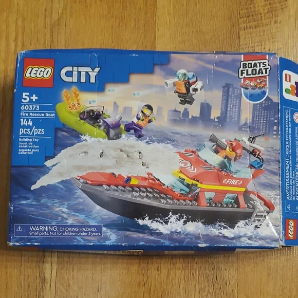 Lego City 60373 Fire Rescue Boat Set New In Destroyed Box - Picture 2 of 10